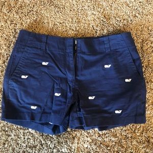 Blue vineyard vine every day shorts